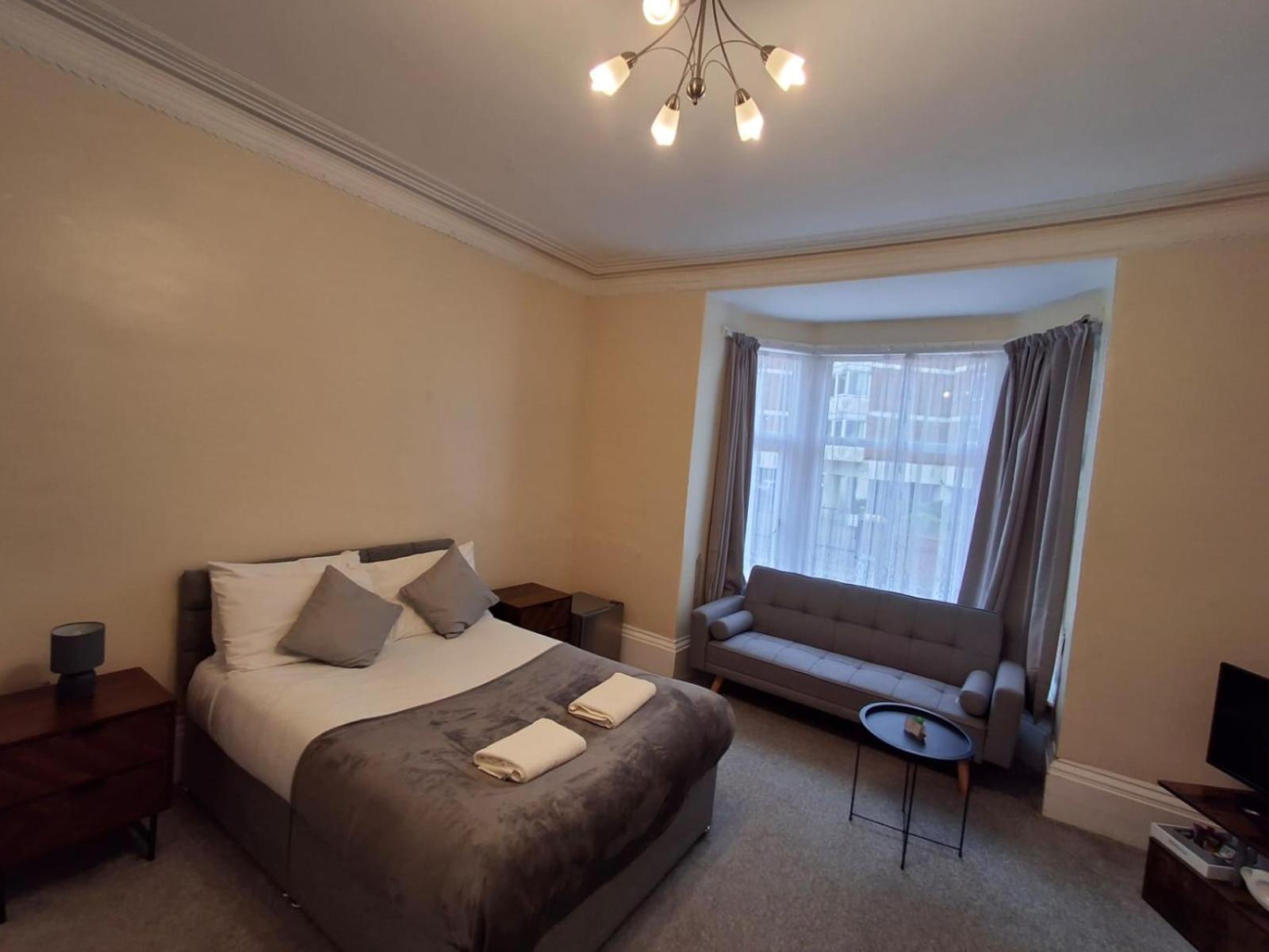 Inn By The Sea, Portsmouth, Parking Ev 22Kw Available ภายนอก รูปภาพ