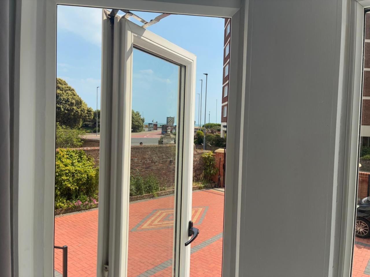 Inn By The Sea, Portsmouth, Parking Ev 22Kw Available ภายนอก รูปภาพ