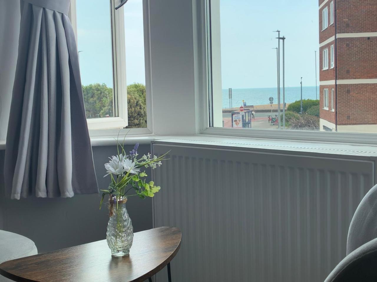 Inn By The Sea, Portsmouth, Parking Ev 22Kw Available ภายนอก รูปภาพ